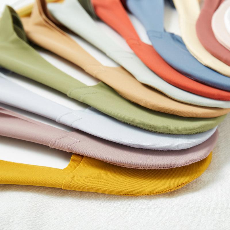 Women's Ice Silk Low-Cut Seamless Socks – Anti-Slip Invisible Spring/Summer Short Socks