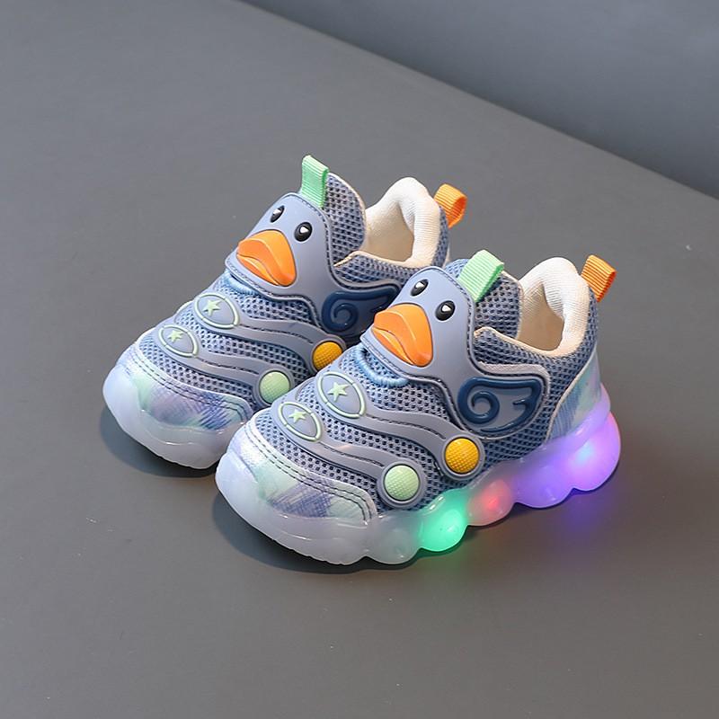Baby Light-Up Sneakers Toddlers Soft Sole Breathable Mesh Walking Shoes With Cartoon Design