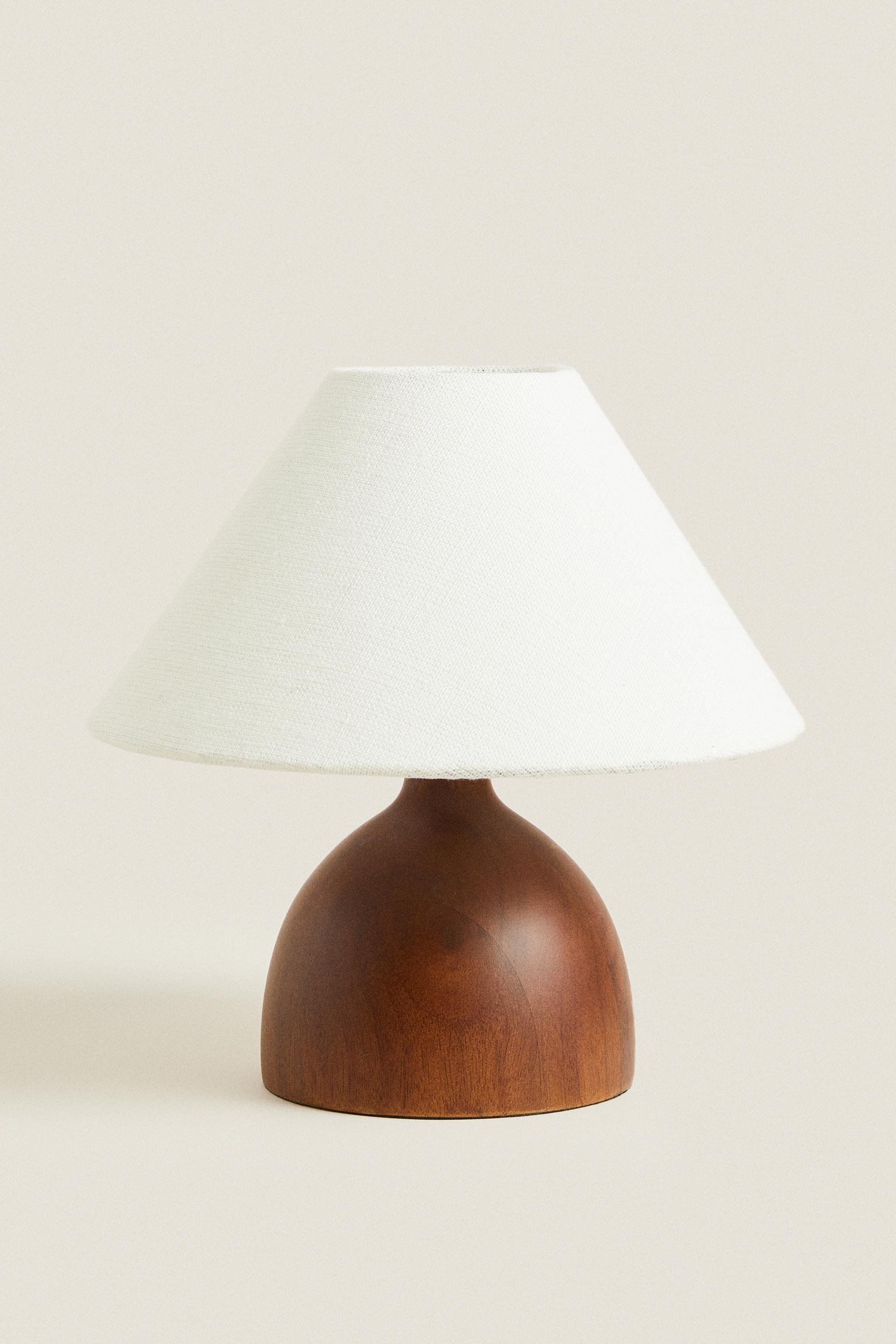 

НАСТОЛЬНАЯ ЛАМПА ИЗ ДЕРЕВА МАНГО