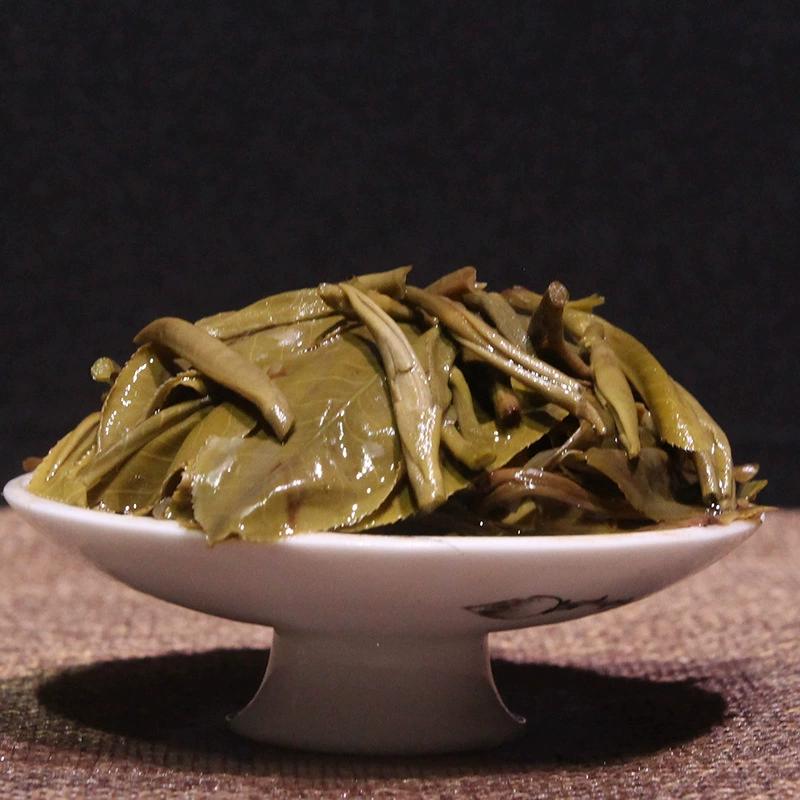 High-Quality Yunnan Tea Tree King Raw Pu'er Tea Gua Feng Zhai 357g