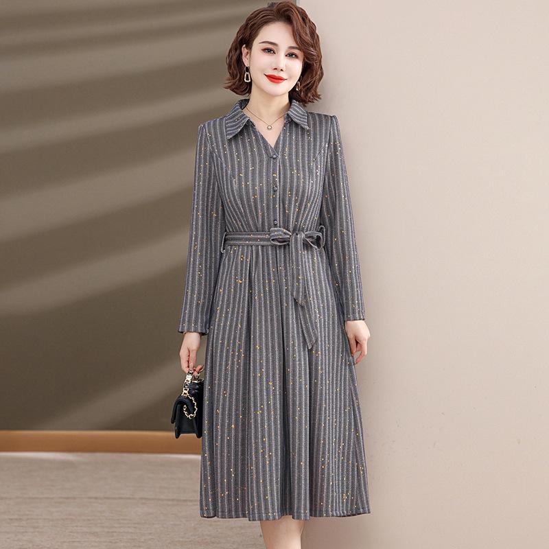 

Autumn Fashion Figure-Flattering Striped Dress for Middle-Aged Women 4XL серый