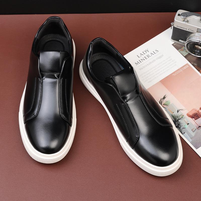 Fashion New Casual Leather Shoes Men Summer Breathable British Style Loafers Men's Business Men's Casual Designer Shoes Big Size 38-46