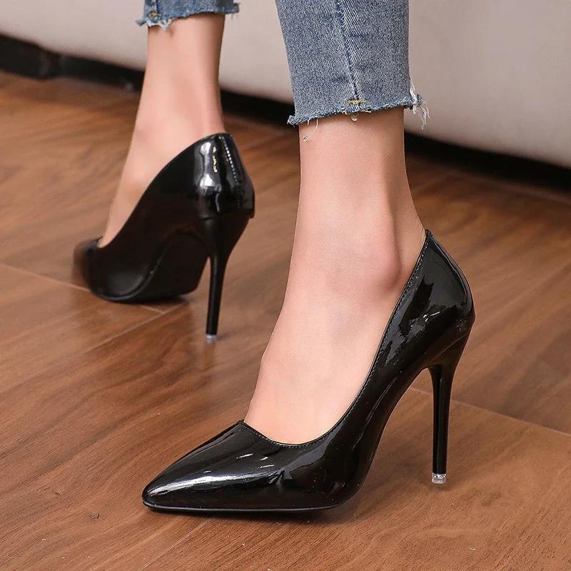 Fashion Red High Heels for Women's Sexy Fine Heel Pumps Fashion Party Plus Size 43 Pointed Toe Wed Shoes Patent Leather Dress High Heels