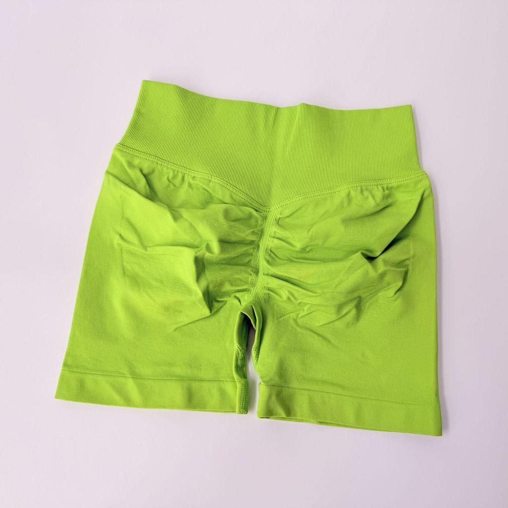 Women's High-Waist Quick-Dry Seamless Yoga Shorts with Peach-Lifting Design