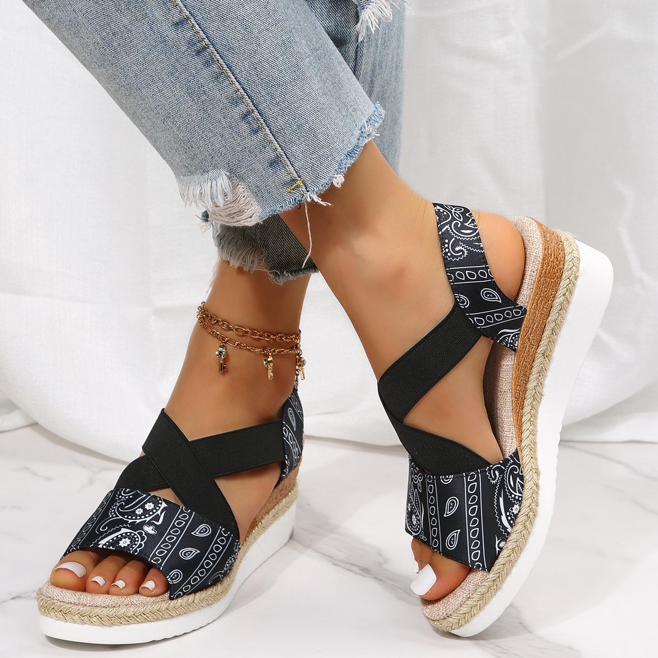 Летние новые женские туфли большого размера эластичные босоножки на танкетке с открытым носком импортные босоножки на платформе 41 2349₽