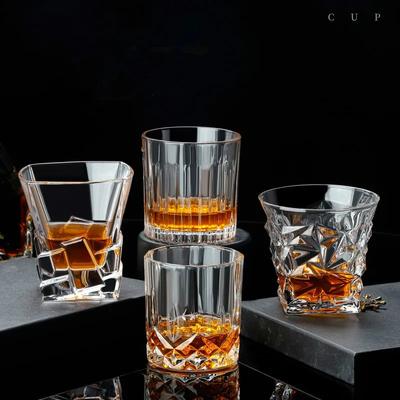 Bleifreies Glas Tasse Haushalt Weinglas Set Große Bierkrüge Destilliertes Getränk Weinset