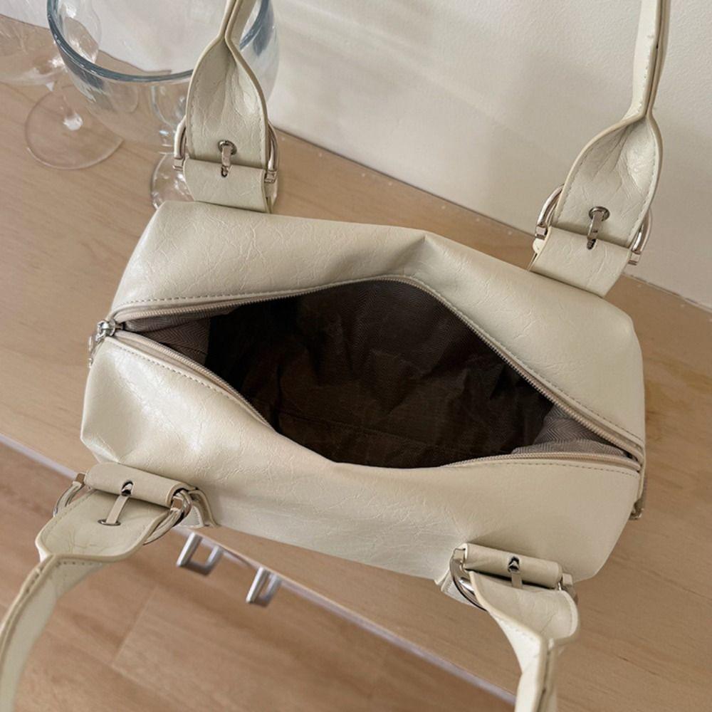 Spicy Girl Vintage Underarm Bag Y2K Motorcycle Bag Portable Retro Rivet Shoulder Bag  Girls