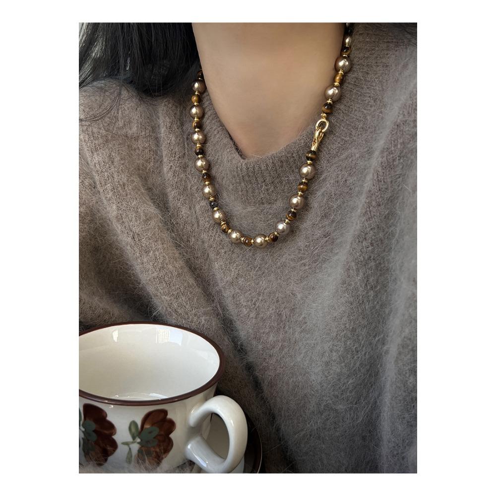 Diamond-encrusted Flower Geometric Pearl Necklace Temperament Light Luxury Sweater Chain French Retro Necklace Autumn and Winter
