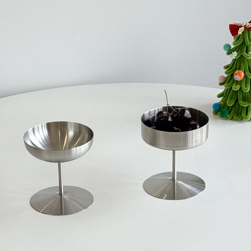 304 Stainless Steel Dessert Bowl: Perfect for Salads, Ice Cream, Popsicles, Fruit, and Pudding.