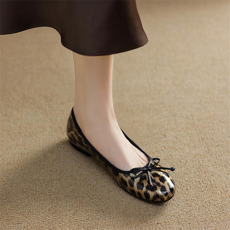 Fashion 2025 Spring/summer Shallow Mouth Flat Bottom Bow Round Toe Comfortable Loafers Cow Leather Leopard Print Woman Shoes Women Pumps