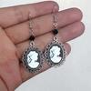Boucles d'oreilles pendantes Gothiques Rétro Ovales Filigranées Camée Profil de Dame pour Femmes Boucles d'oreilles pendantes Victoriennes Bijoux Cadeau de Fête Mariage