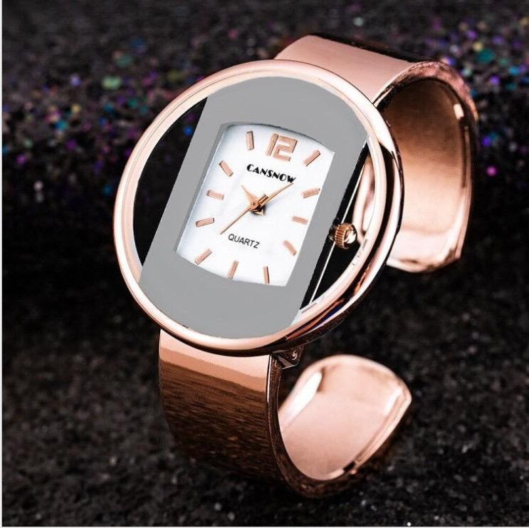 Women's Luxury Fashion Watch with Gold Steel Band and Black Dial