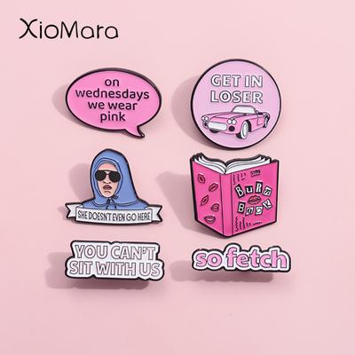 Pin de esmalte das Spice Girls nas quartas-feiras, nós usamos rosa, então busque broches personalizados de lapela, emblemas, joias de desenho animado, presente para amigos jovens