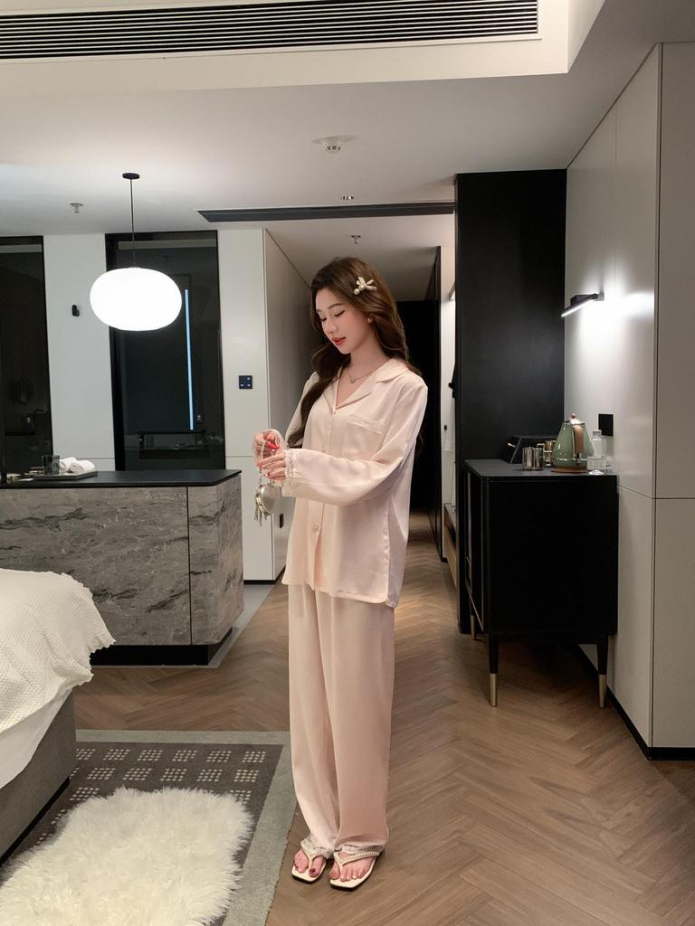 2026 Women's Luxury Ice Silk Lace Hollow Long Sleeve Pajama Set