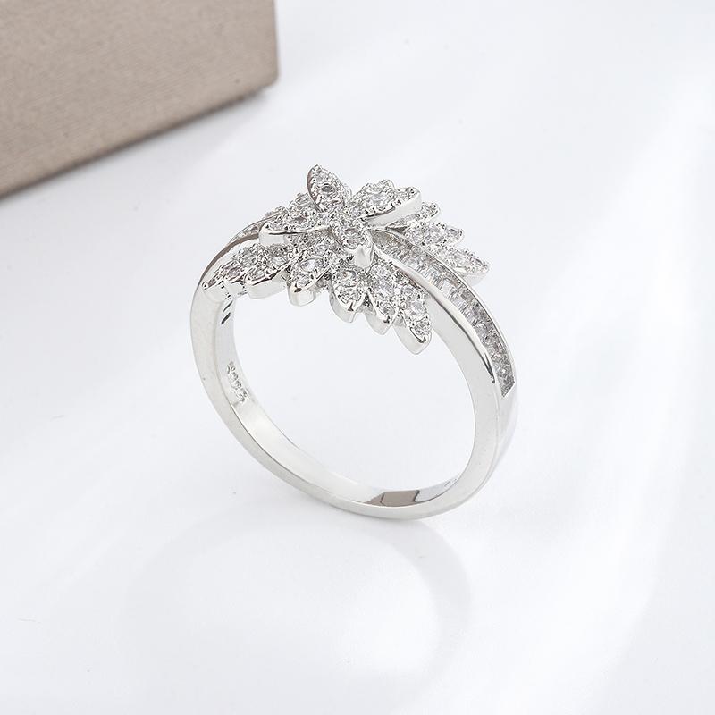 Beautiful Shiny Zircon End High Quality Ring Women's Leaf Shape Anniversary Gift Engagement Ring Silver Rings for Women