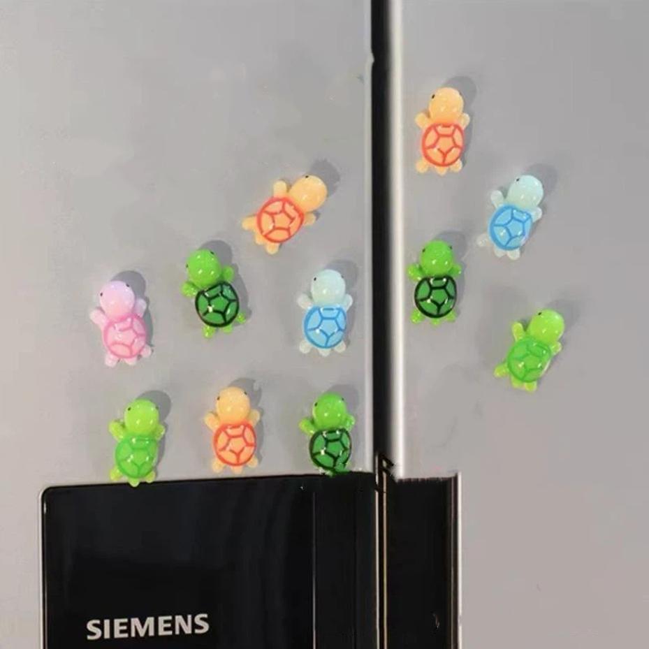 1 Pcs Creative New Mini Size Cute Turtle Refrigerator Magnet Kitchen Office Whiteboard Decoration Tortoise Refrigerator Magnet