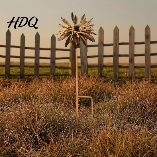 Artistic Outdoor Stake Vintage Rusty Cornflower Ground Stake 24 Inch Metal Wire Art Rustic Garden Decoration Decor Sculptures for Lawns Yard