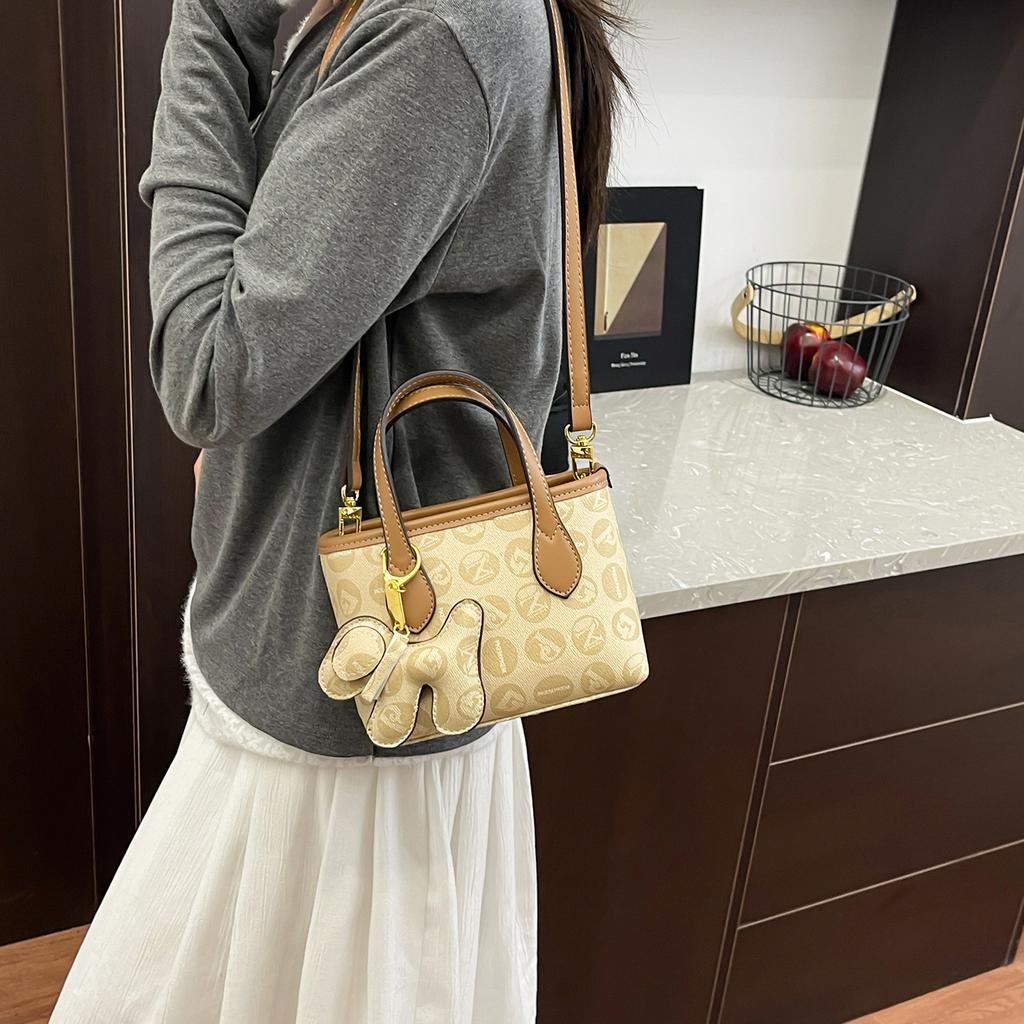 New fashionable high-end dishes contrasting color basket bag portable shoulder crossbody trendy women's bag