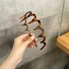Retro Women Brown Non Slip Simple Metal Headbands for Men Women Wavy Hairband Spring Hair Hoop Fashion Hair Accessories