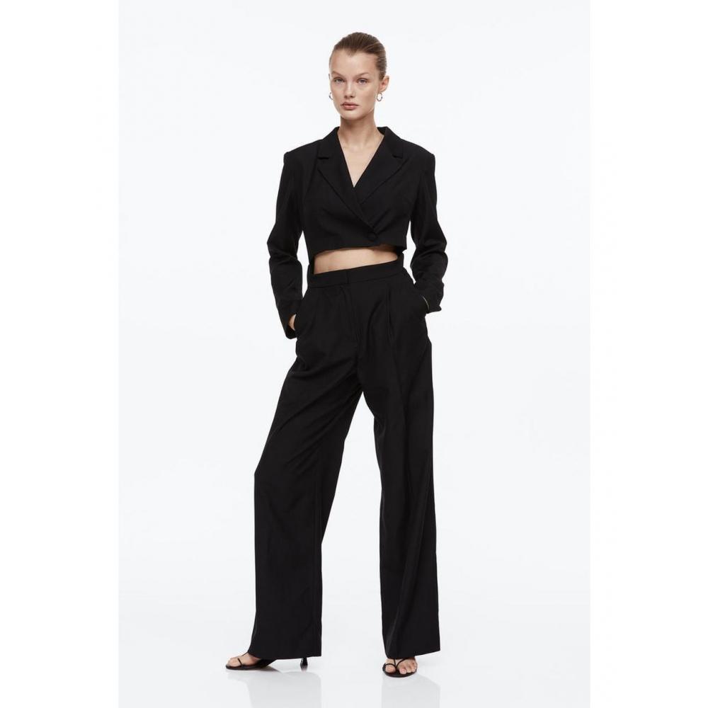 

Комбинезон с курткой H&M черный 1128056001