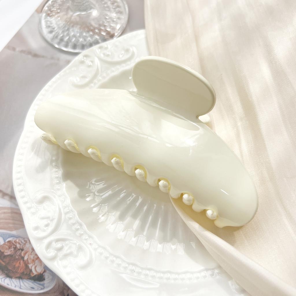 Large French Solid Color Semicircle Sweet 4.1 In Hair Claw For Womenelegant Headwear Shark Clip Barrette Hair Accessories
