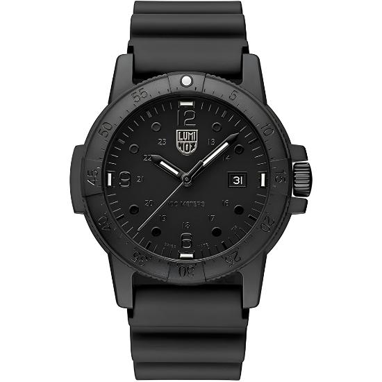 

Luminox Sea Bass Carbonox Матовый черный 44 мм Модель Швейцарского производства Часы X2.2001.BO [Б/У] чёрный