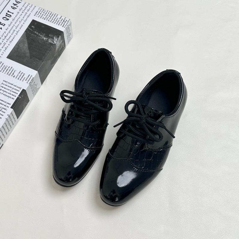 

New spring and autumn boys leather shoes, British style lace-up children s shoes, black performance shoes for older children and students going to 26Inner Length18cm