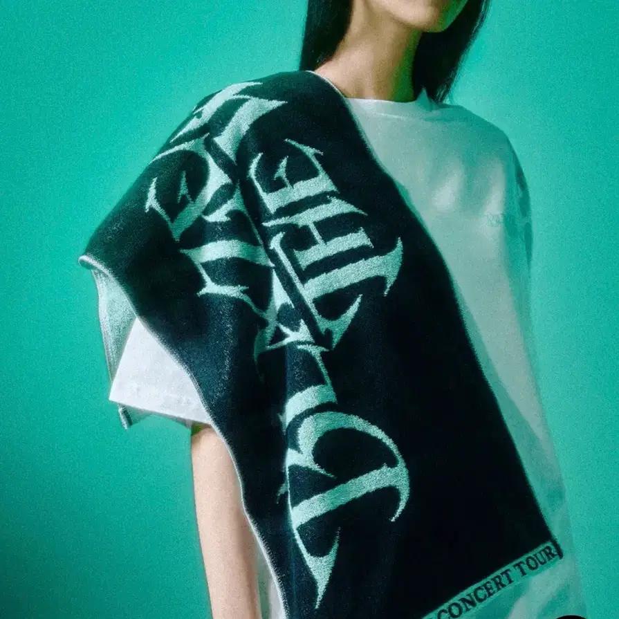 &TEAM BTW Black the Way Concert Tour Towel sealed Goods