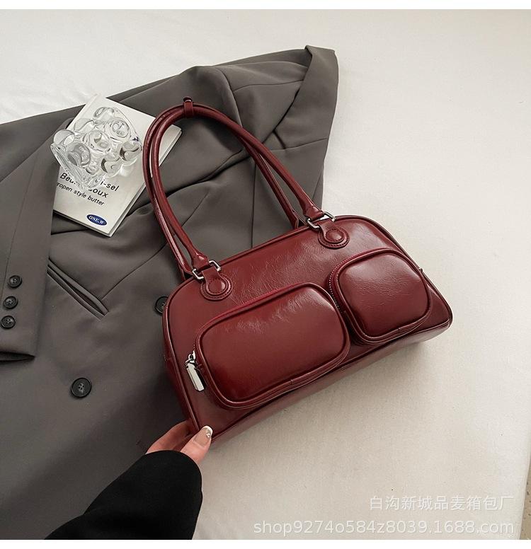 

Retro trendy 2025 niche shoulder bag underarm bag women s winter new fashion versatile oil wax leather Boston bag бордовый