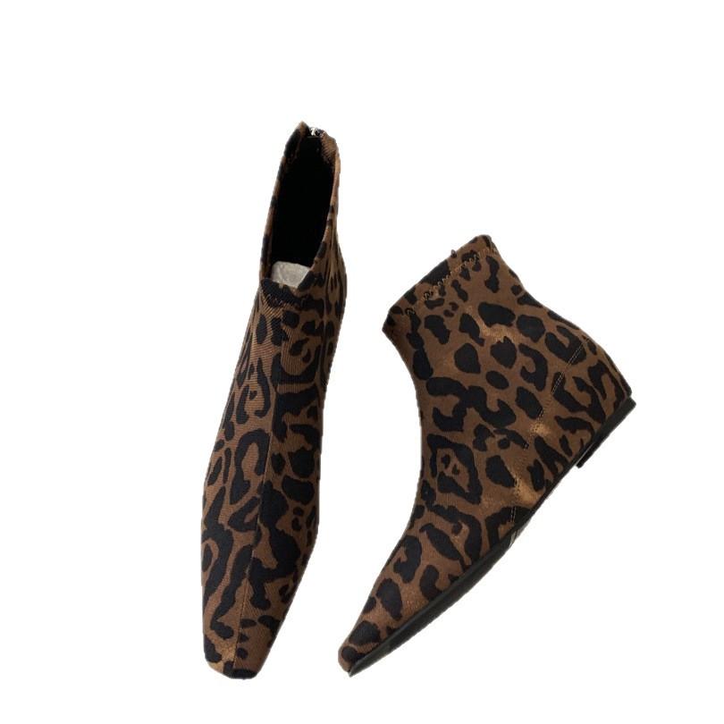 Niche design inner slope small short boots women's spring 2025 thin boots square head rear zipper French and ankle boots