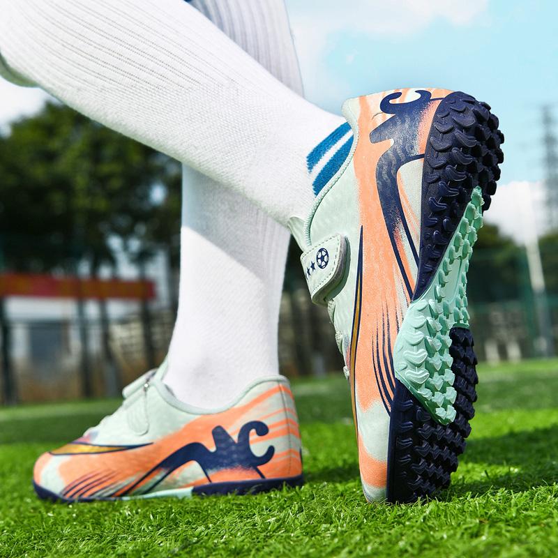 Kids Football Boots Indoor Slip-Resistant Fast Boys Football Shoes' High Quality Children Soccer Shoes Tenis Sneaker Match Ultralight