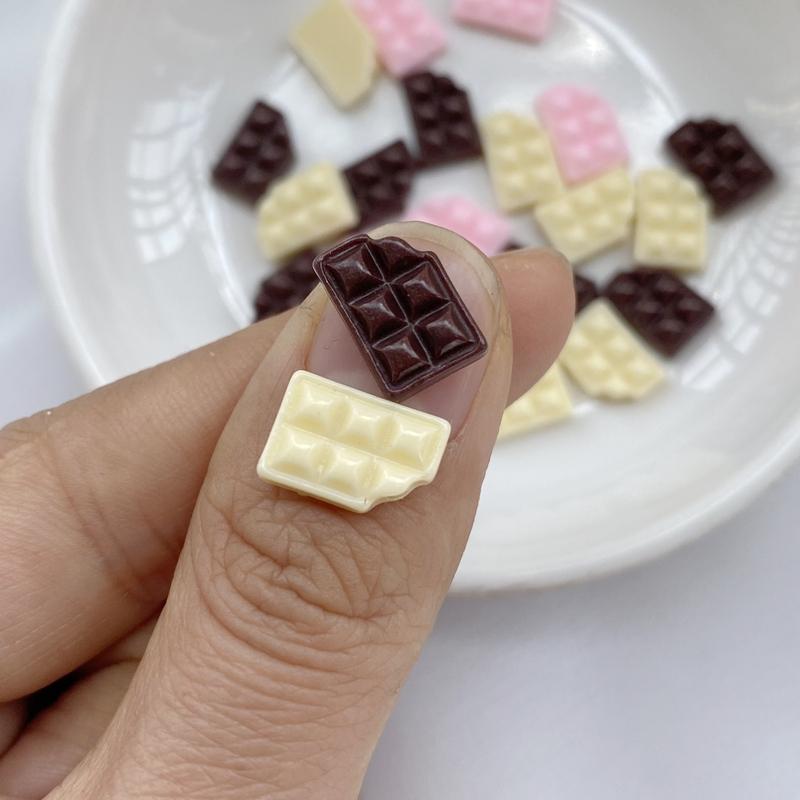 30Pcs New Cute  Chocolate Series Resin Flatback Ornament Jewelry Making Manicure Hairwear Accessorie