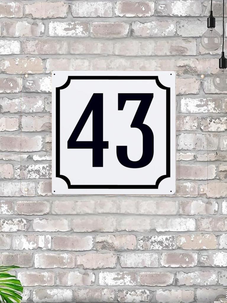 Classic Metal House Number 7 Sign 20x20 cm for Outdoor Door Plaque