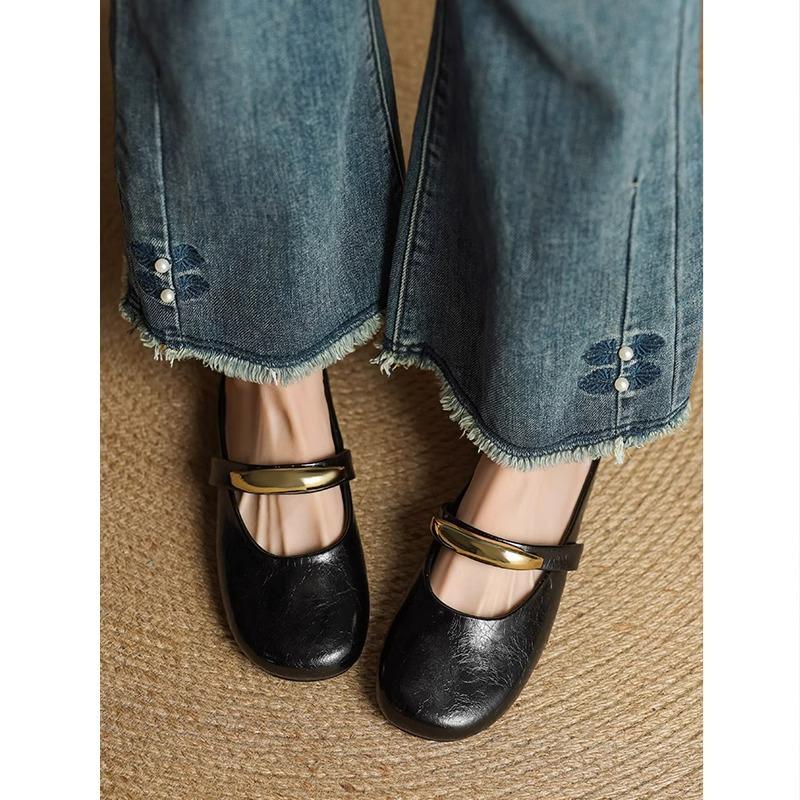 

Baotou slippers are comfortable for women to wear outside, sandals metal Mary Jane lazy drag leather, red half drag single shoes, inner height increas 34