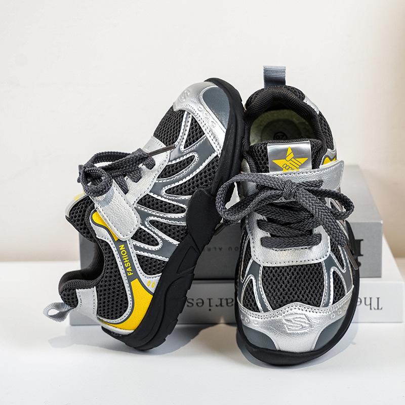

Children s versatile outdoor hiking shoes in autumn 2025 new girls mesh breathable Forrest Gump shoes Korean version of boys shoes 31