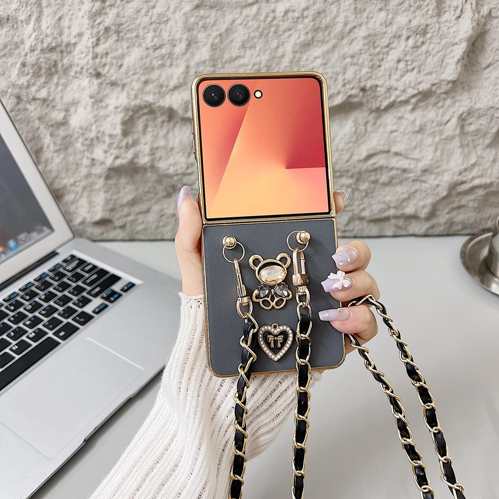 Чехол для Samsung Galaxy Z Flip7 5G с ремешком, декор в виде сердца и медведя из наппы, текстурный, из ПУ, ТПУ, ПК, задняя крышка для телефона B