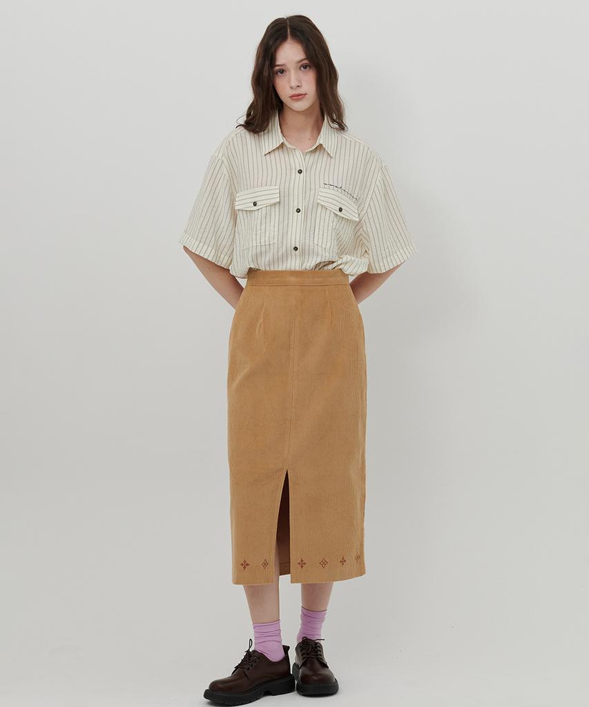 Eoboneoseu Ornament Print Corduroy Skirt [Beige]