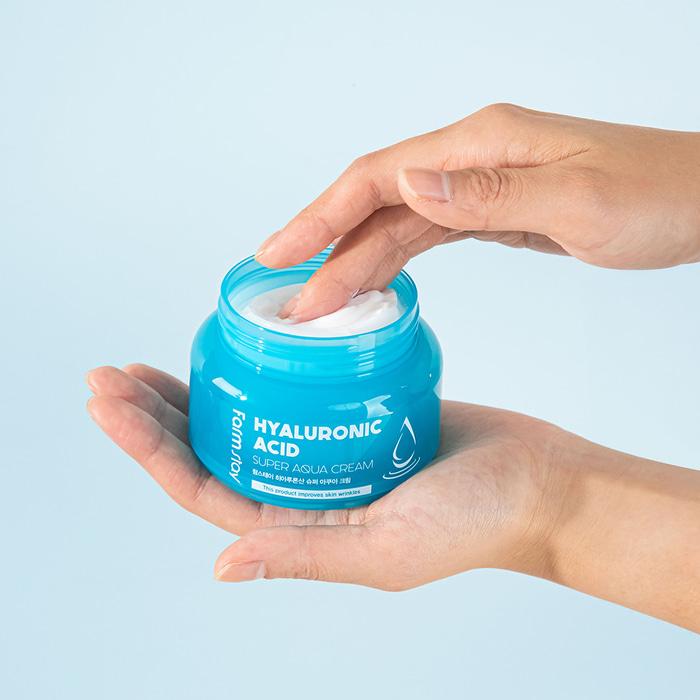 Farm Stay Hyaluronic Acid Super Aqua Cream 100ml + RANDOM GIFT