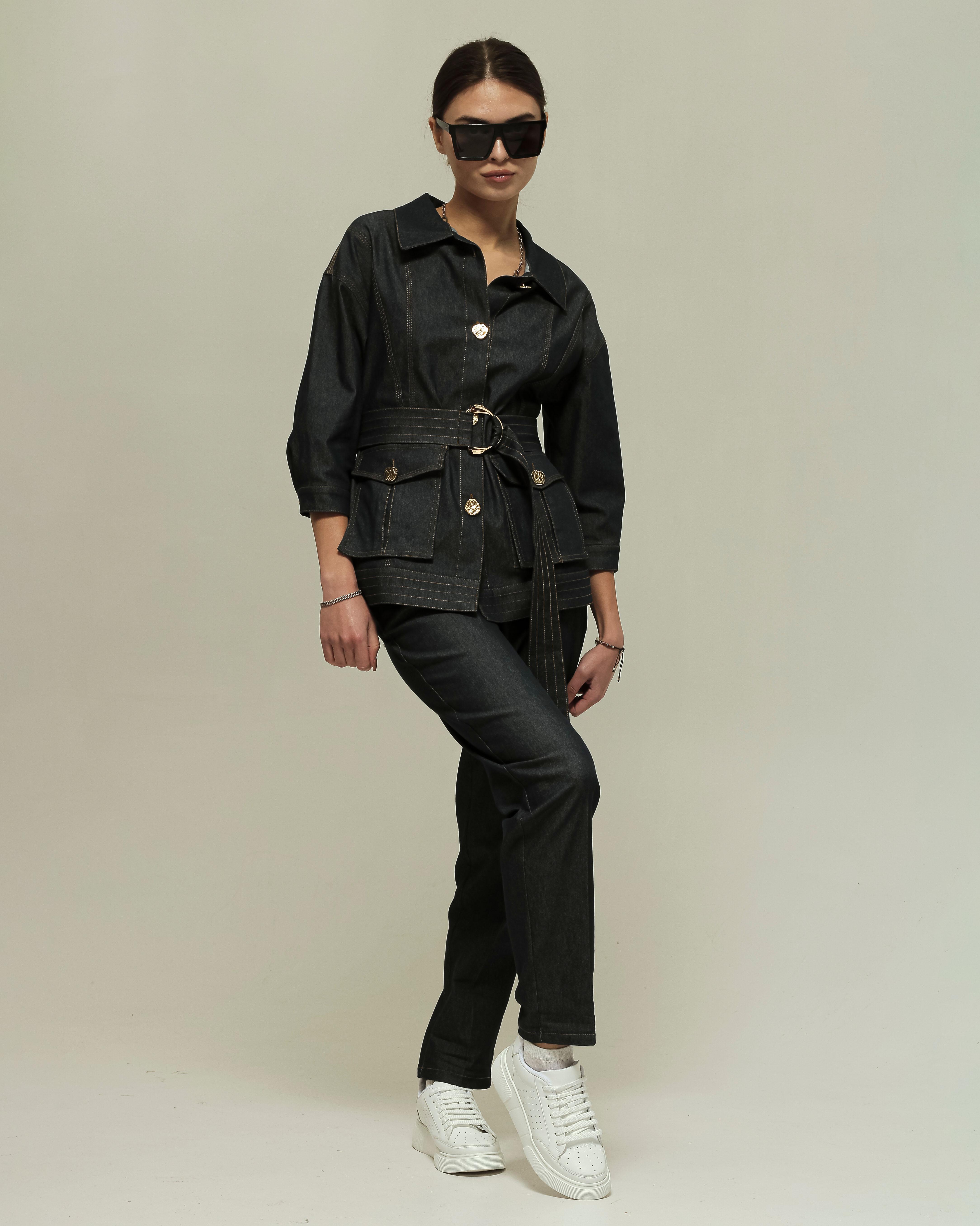 

Костюм жіночий Phardi 7077 36 темно-синій (піджак, штани) 48 бежевий