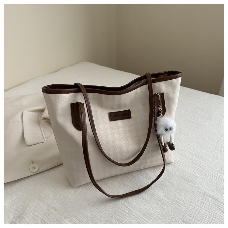 Spacious Faux Leather Tote Bag for Women Stylish Shoulder Handbag with Optional Charm
