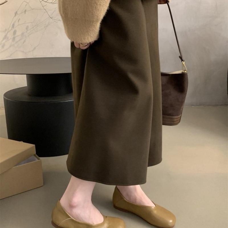 Fashion New Women's Slip on Leather Loafers Spring Autumn Fashion Ballet Shoes Ladies Casual Round Toe Cute Flats Nurse Shoes Sneakers