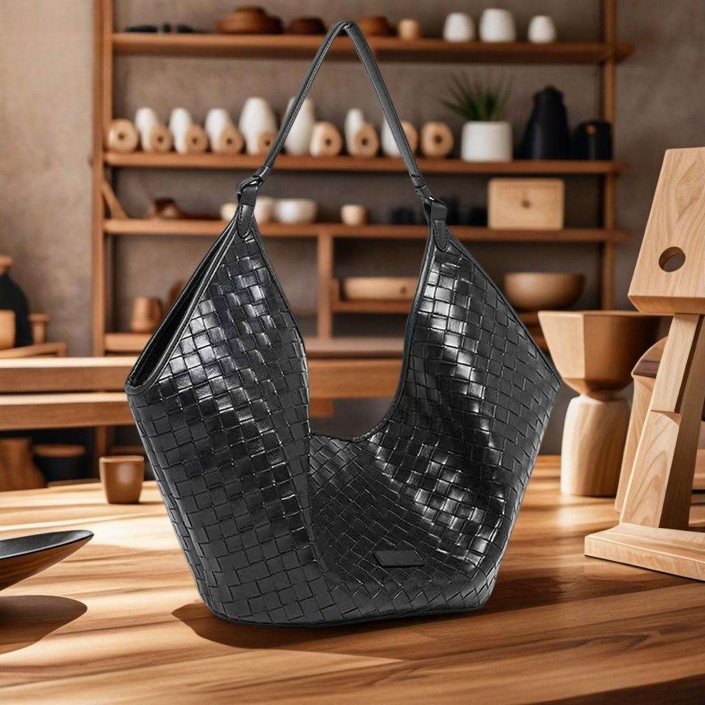 European and American Large Capacity Single Shoulder Bags, New Style Bags, Fashionable and Western-style Woven Pattern Women's Tote Cabbage Blue