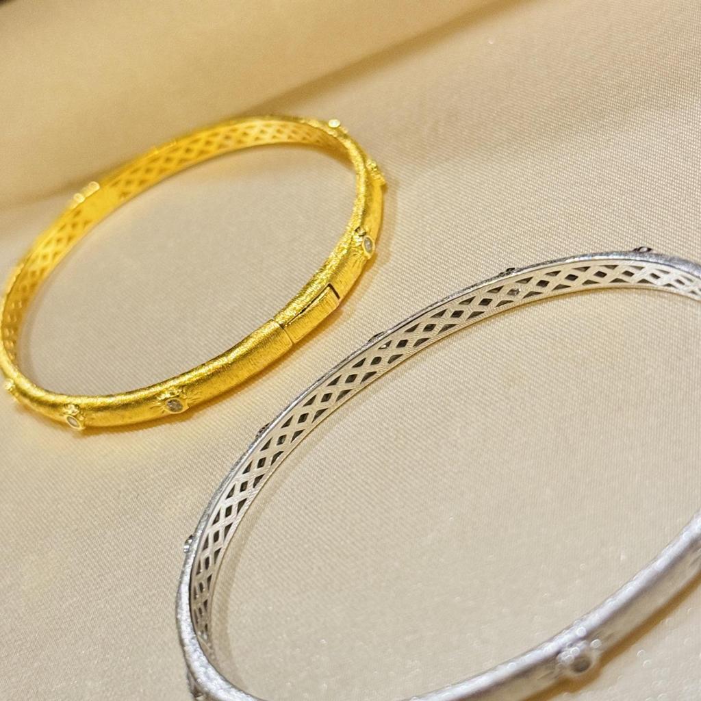 Exquisite ten diamond brushed bracelet handmade brushed polishing S925 pure silver micro inlaid craftsmanship 18K gold plating Material Unisex