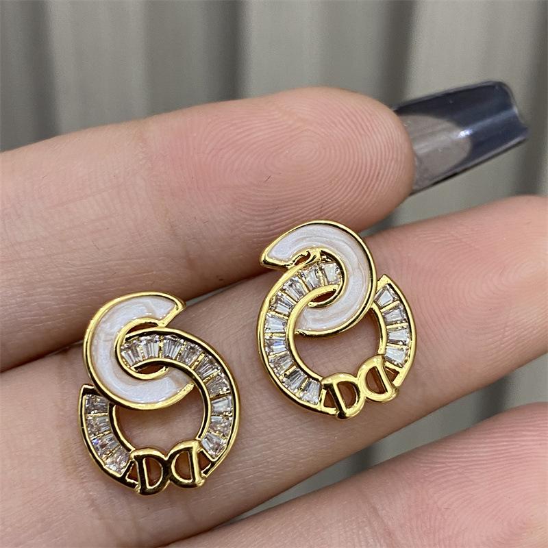 Hot-selling micro-ladder square zirconium diamond stud earrings