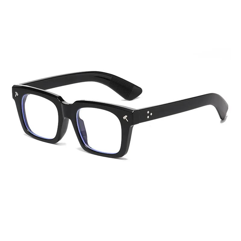 

Outdoor Driving Rivet Square Sunglasses Women For Men Popular Luxury Brand Designer Vintage Sun Glasses Punk Eyeglasses Uv400 As the picture