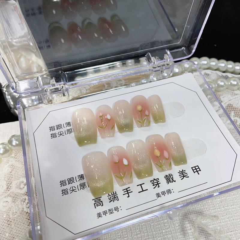 

Handmade High-End Removable Tulip Cat-Eye Blush False Nail Tips