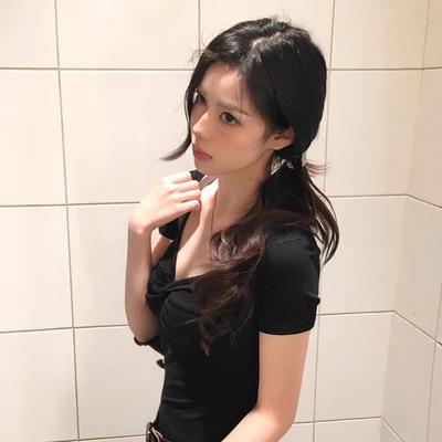 Pure Desire Hot Girl Sexy V-neck Short-sleeved T-shirt Women's Summer New Black Kinked Slim-fitting Top Women