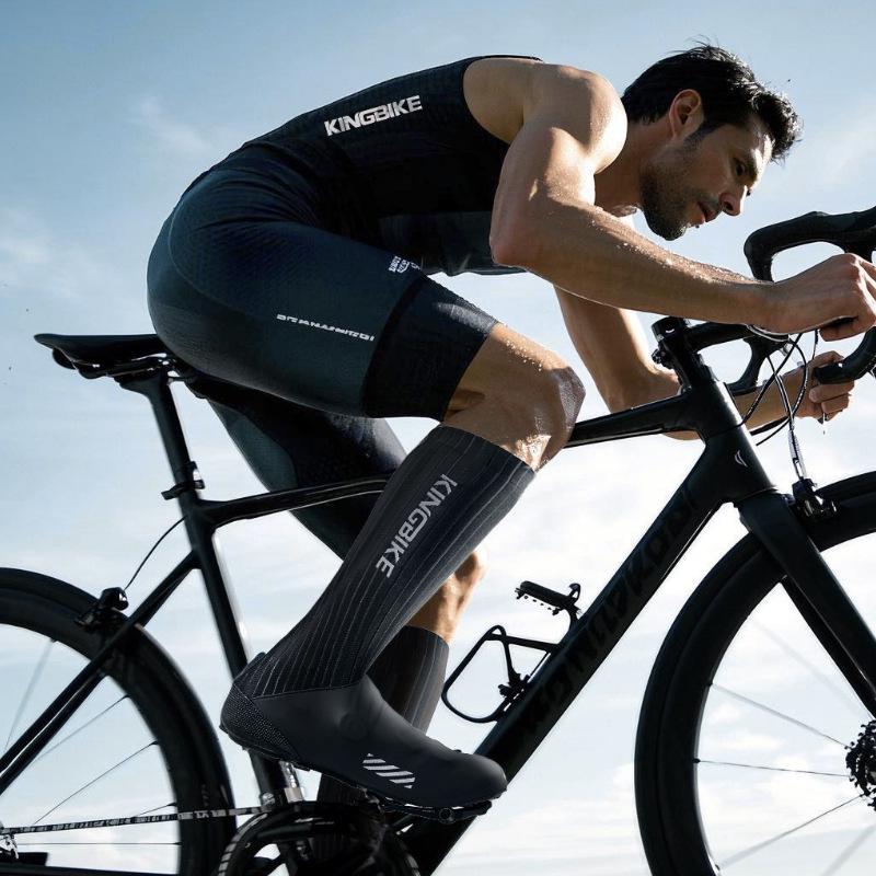 

Four Seasons Cycling Shoe Covers: Sporty, Lycra, Breathable, Waterproof, Non-slip, Dustproof, Reflective XL
