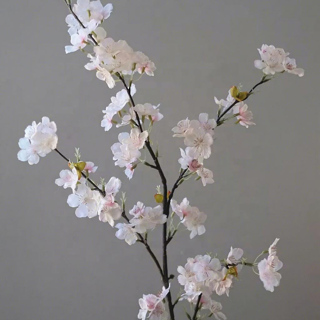 Sakura Kunstblumen Kirschblüten Simulationsblumen für Hochzeitsdekoration Hohe Qualität Seidenblumen