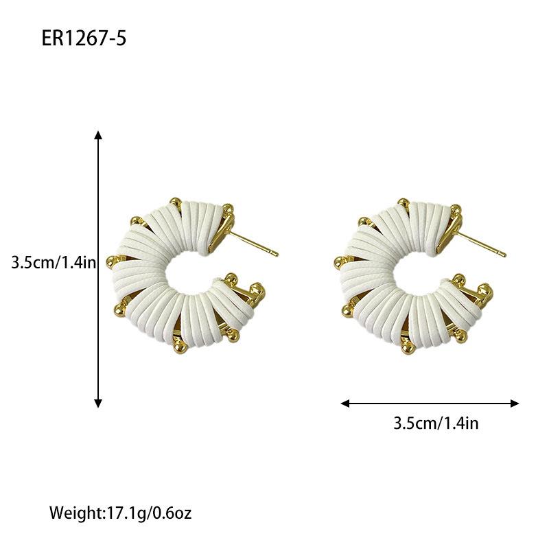 

Temperament Retro Maillard-style Leather Rope Weaving C-shaped Stripes Steel Needle Stud Earrings for Women Jewelry Accessories белый